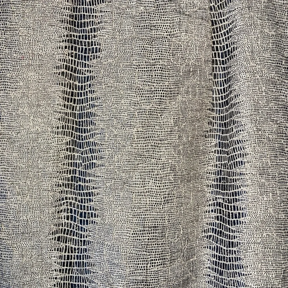 Tahari Snake Print 8 Dress Career Work Sexy LBD. 
Very good condition - Picture 4 of 6